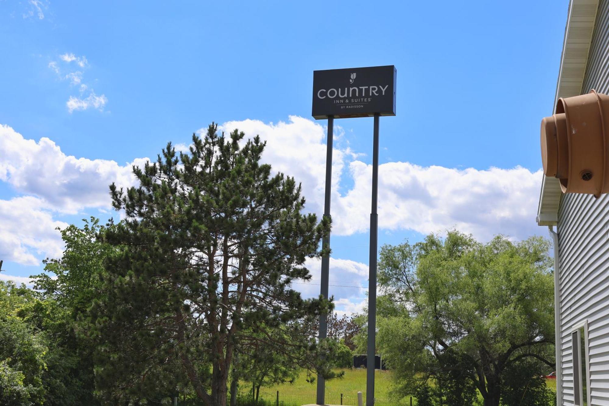 Country Inn & Suites By Radisson, Sparta, Wi Экстерьер фото